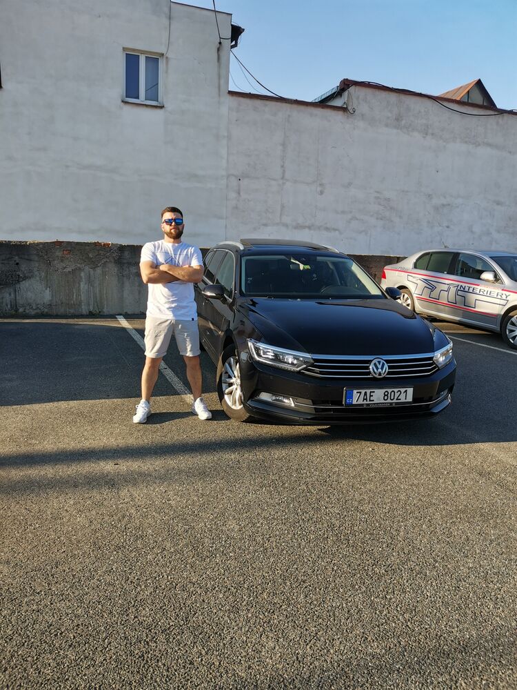  23538007  Alexander, 33 ,    