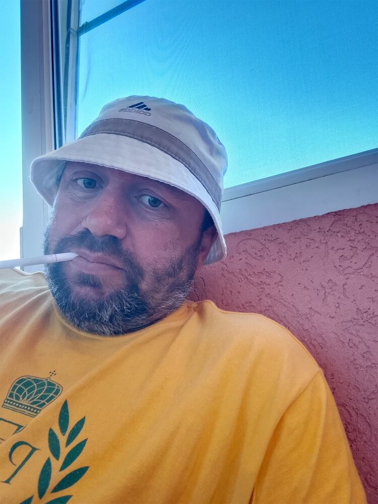  51646557  , 37 ,    