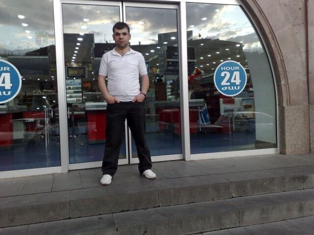  22229987  Ashot, 37 ,    