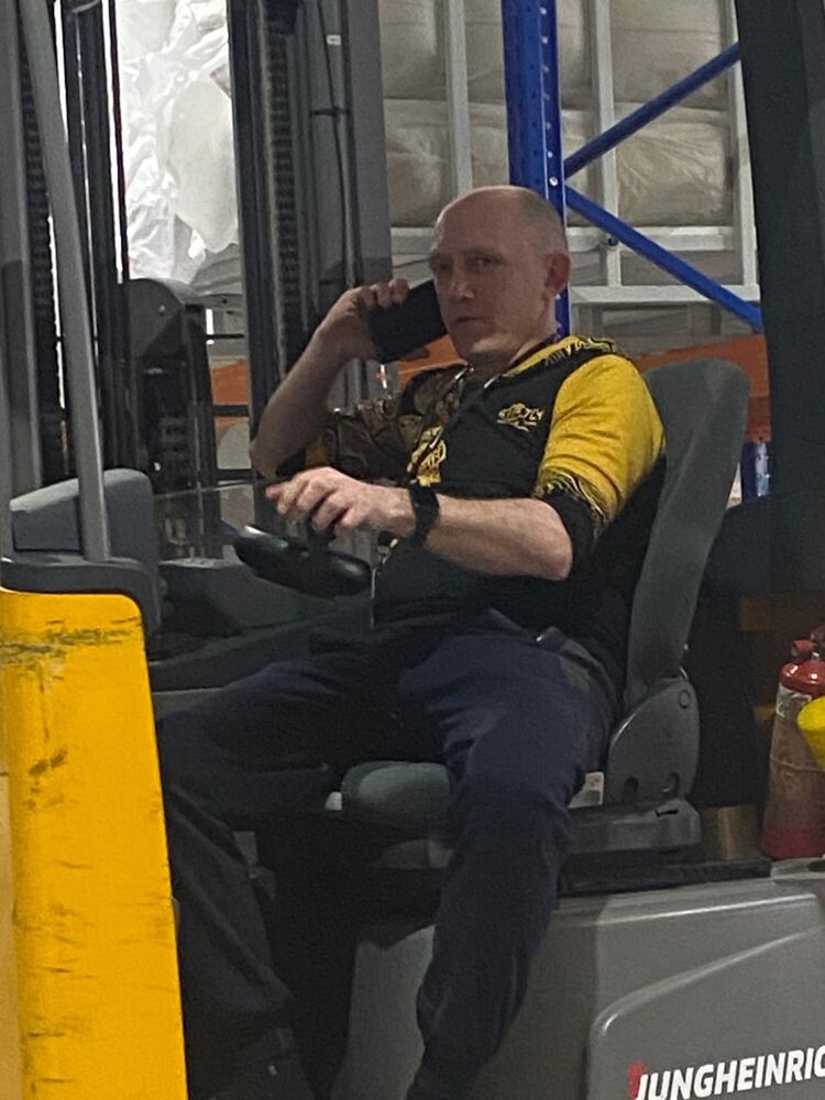  42050337  , 41 ,    