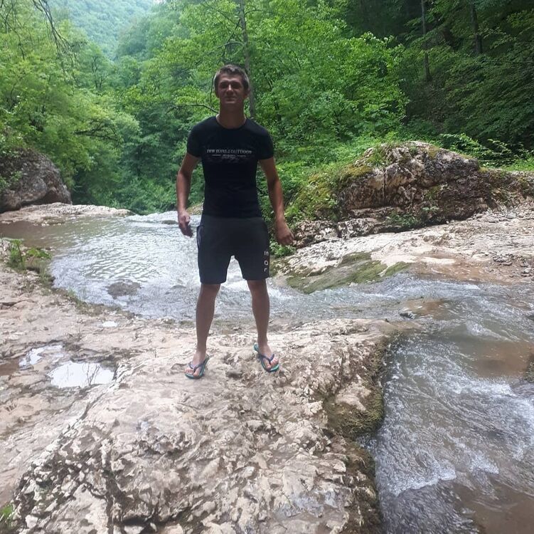  ,   Vano, 31 ,   ,   