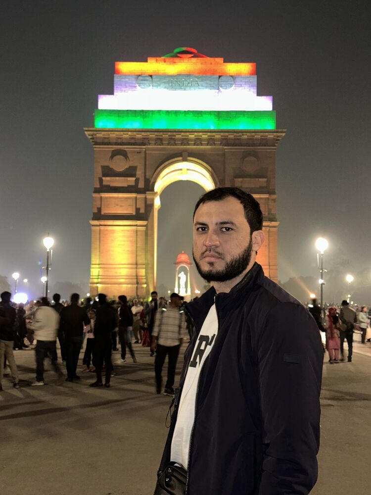 ���� 51122387 ������� Moto, 33 ����, ���� ���������� � ��������