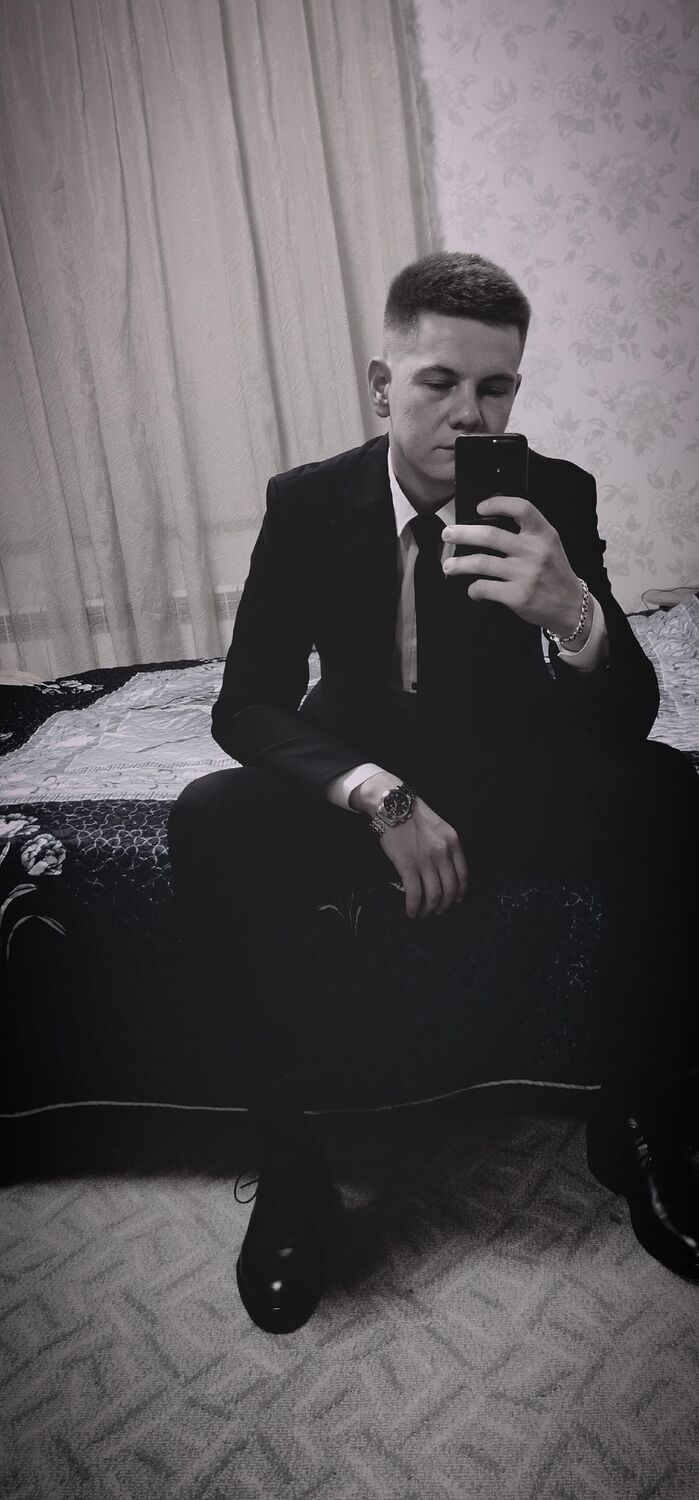  42538897  , 24 ,    