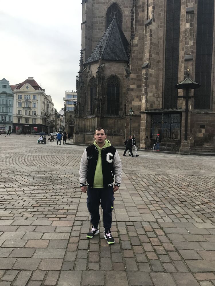  33836337  Puiu Antoni, 27 ,    