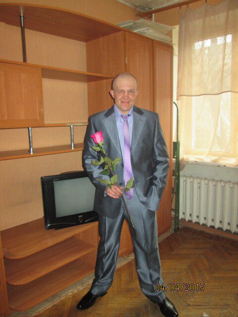  9934427  Wladimir, 45 ,    