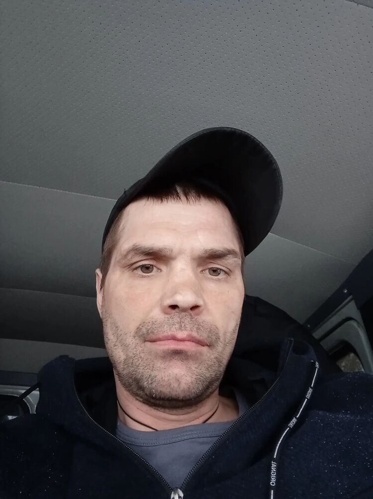  46907047  , 41 ,    