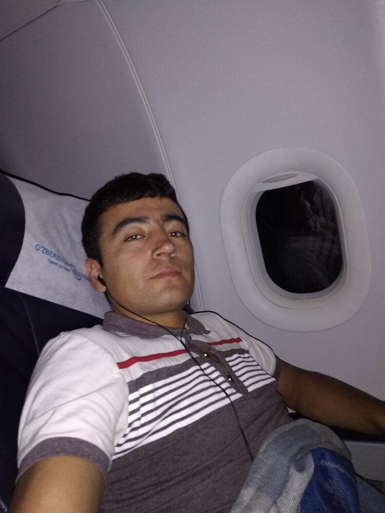  13645167  Farxod, 35 ,    -