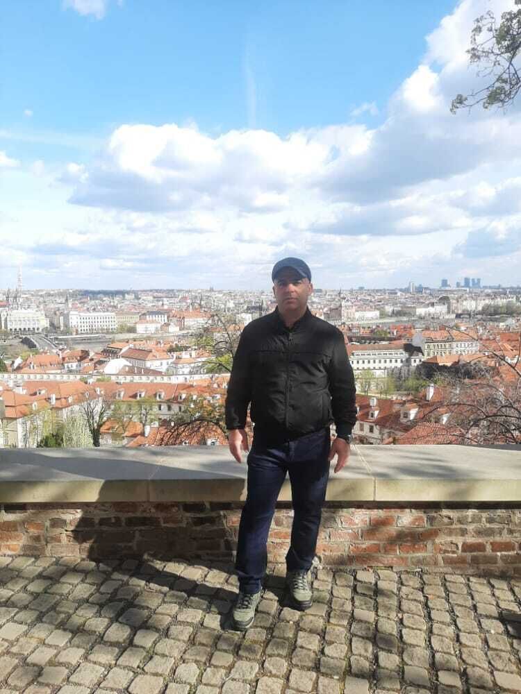  26119617  , 43 ,    As