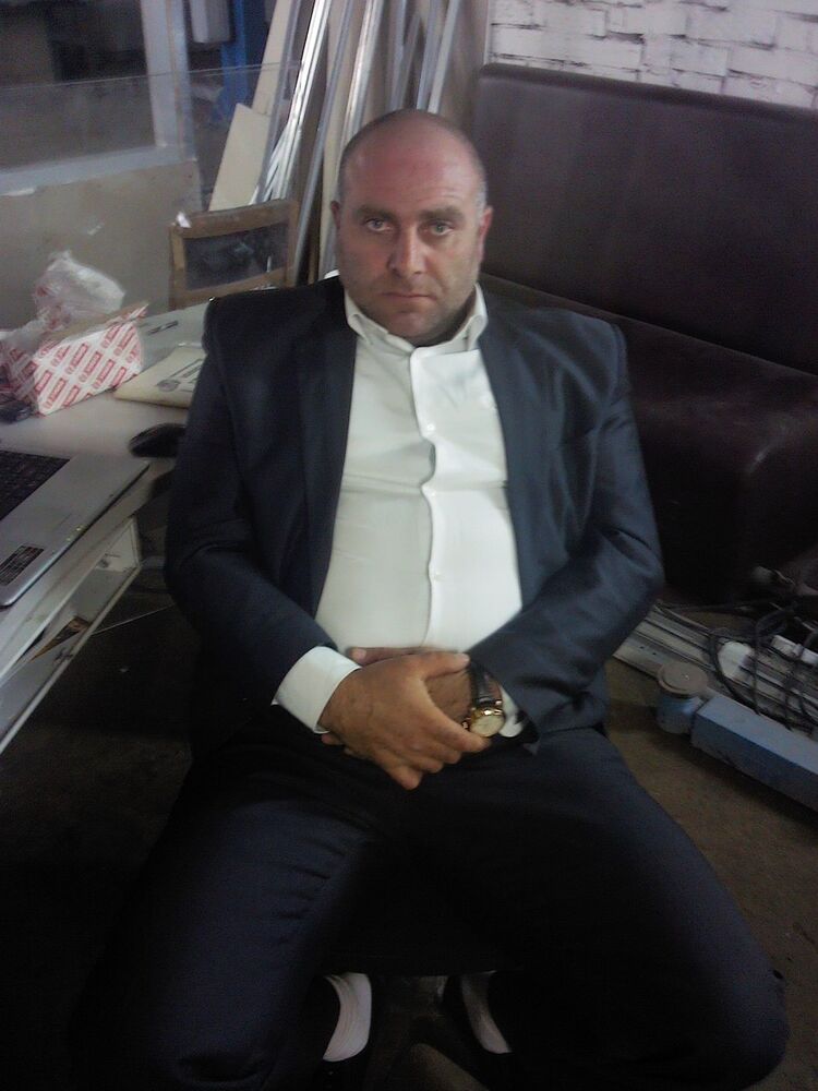  ,   Edgar, 44 ,     , c 