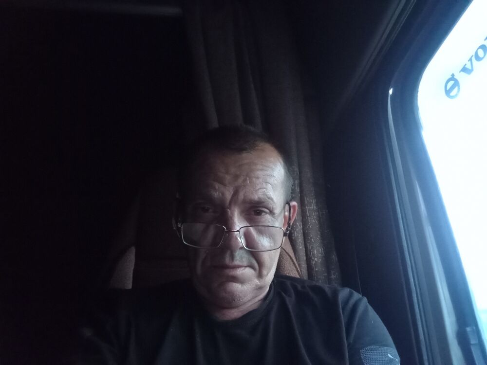  48134397  , 58 ,    