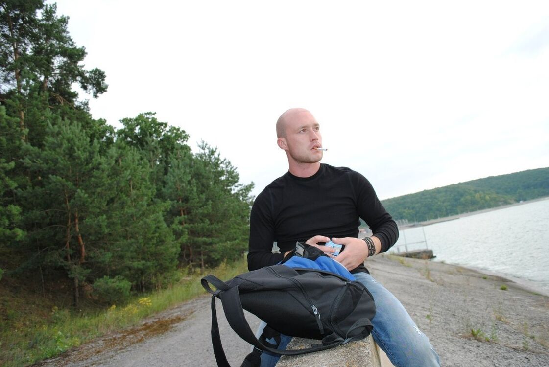  ,   Eoin, 36 ,   , 