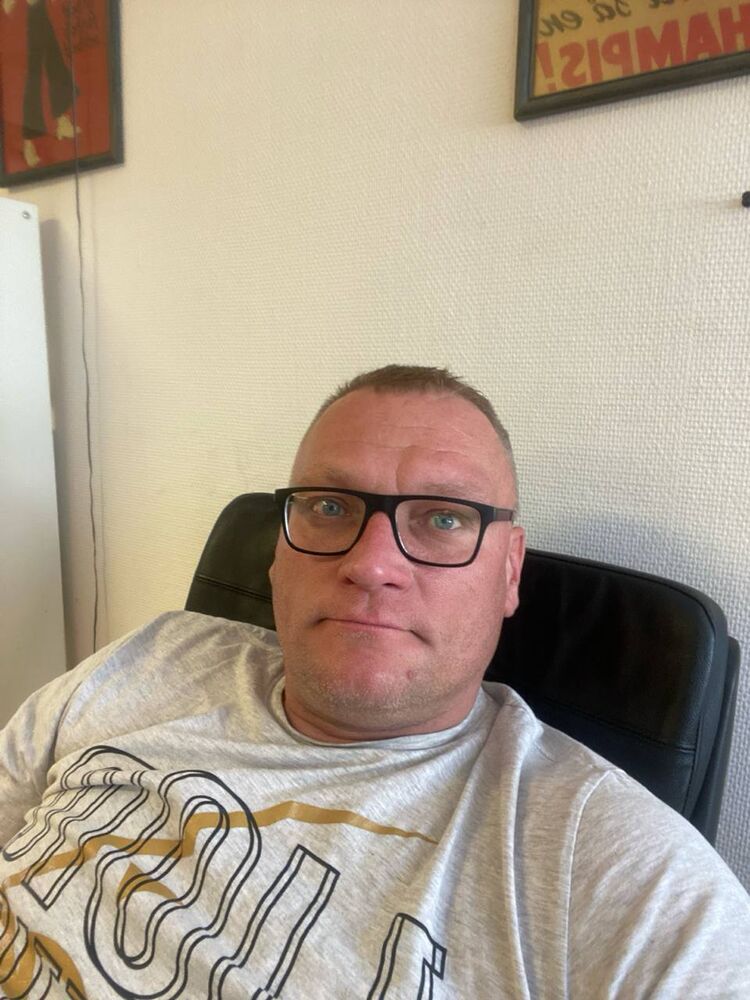  46977477  Steve Scott, 45 ,    Accoville