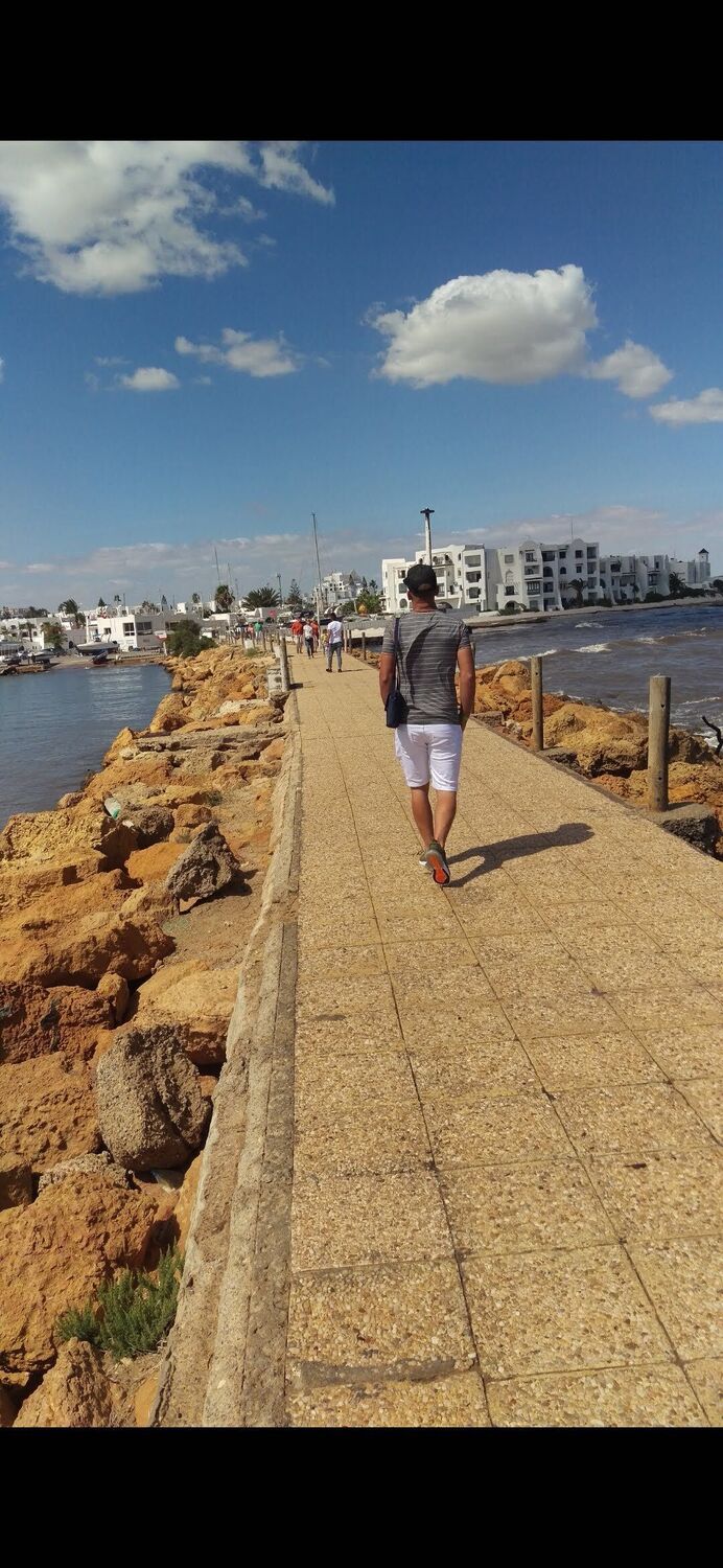  Didouche Mourad,   Ocine, 30 ,   ,   