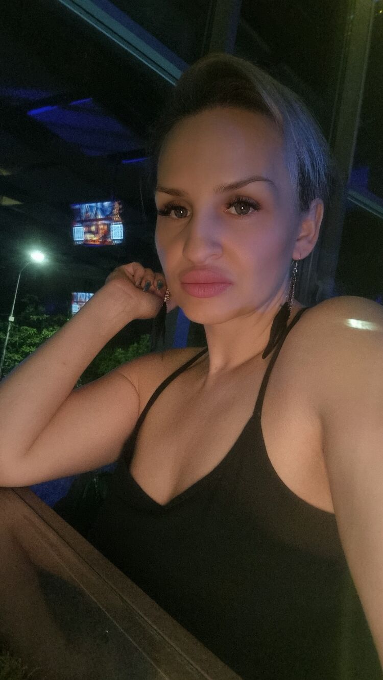  48832877  , 42 ,    