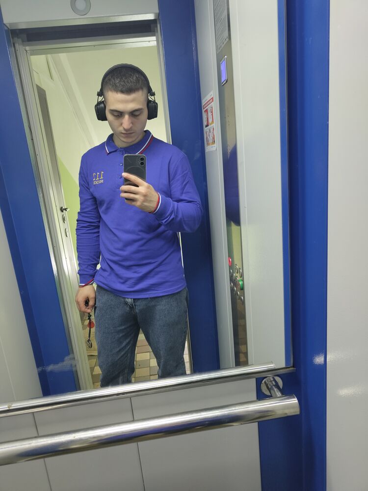  52758987  , 21 ,    
