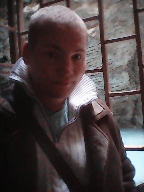  37306777  , 34 ,     