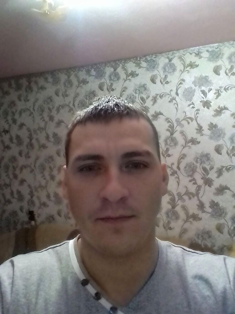  53452197  , 32 ,    Deleted