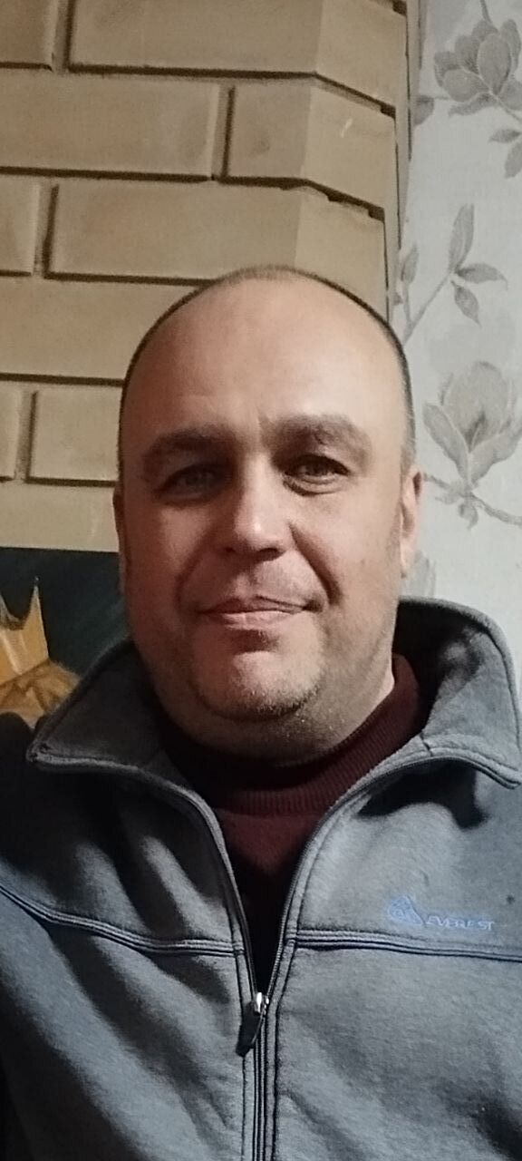  42280817  , 49 ,    