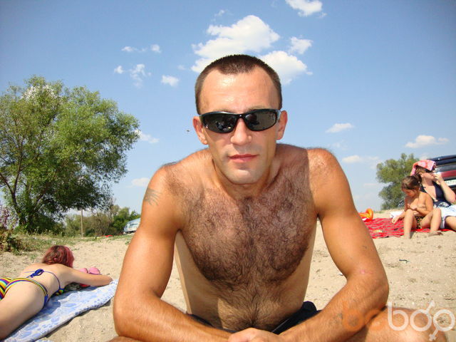  ,   Dhonik, 45 ,  