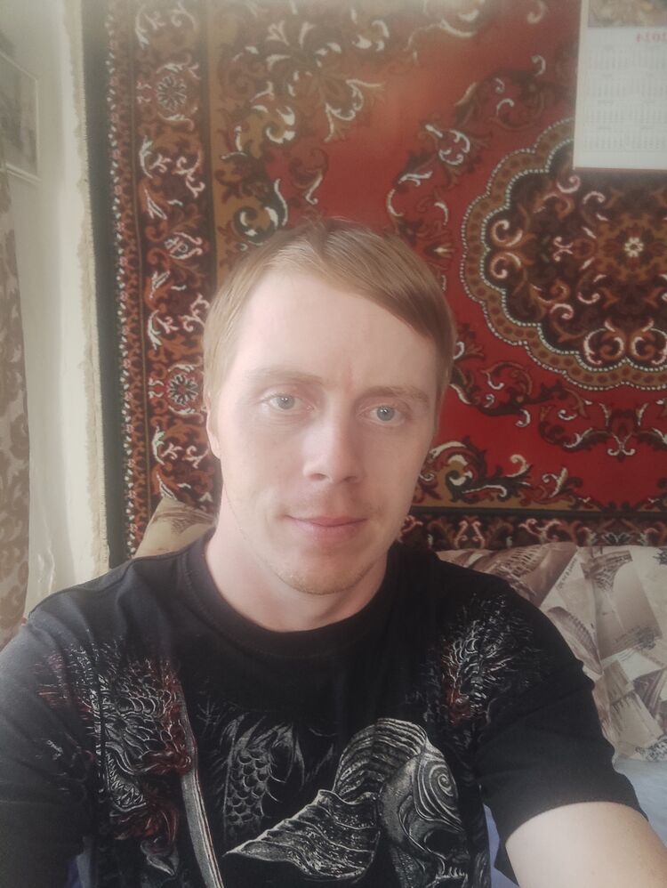  46766647  , 33 ,    