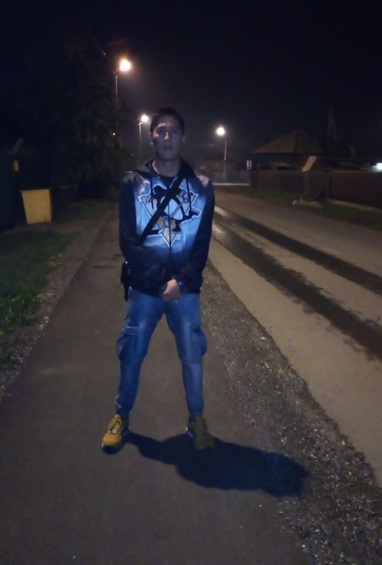  18748507  , 32 ,    