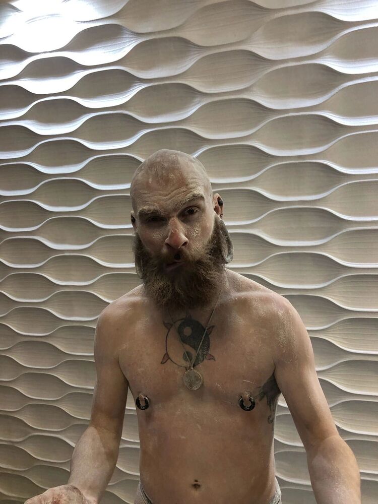 ���������� ����������, ���� ������� Oi, 33 ����, ������������ ��� ������, ����� � ���������, c�������� ���������, ���������