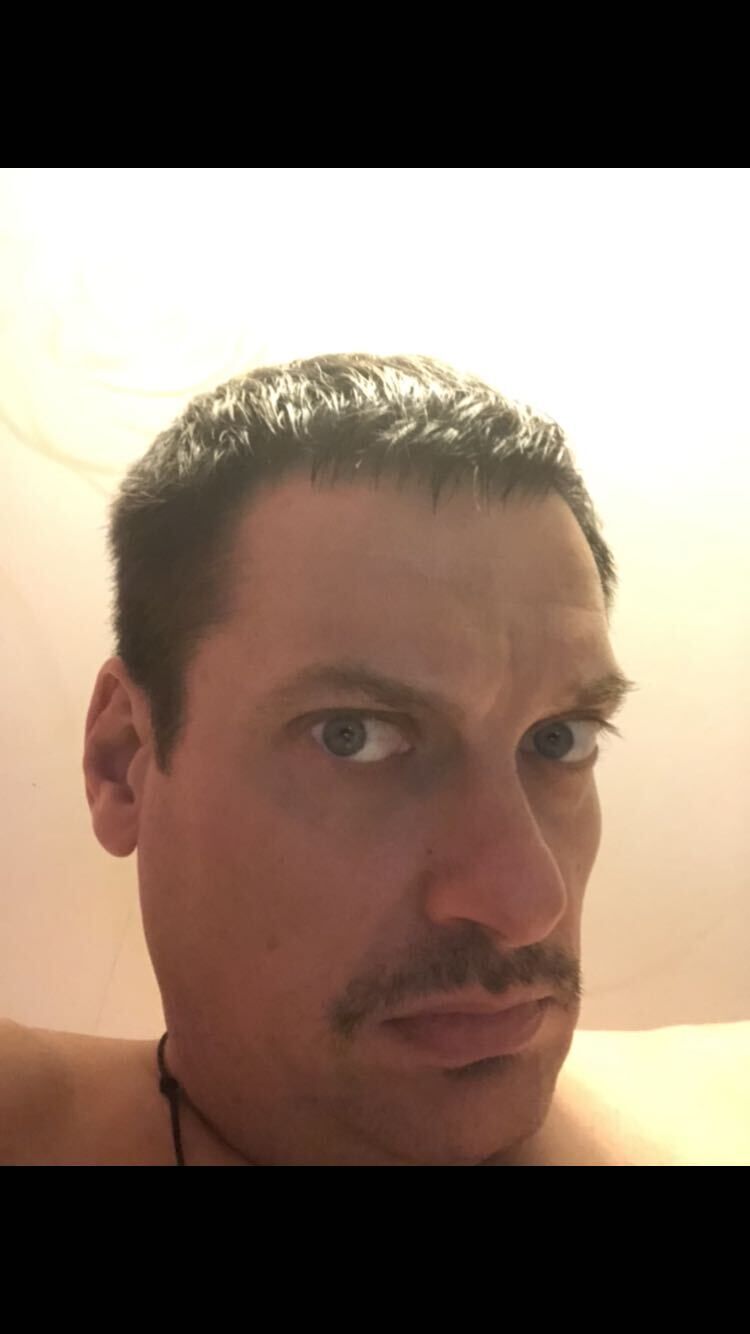  ,   Alex, 40 ,   ,   , c 