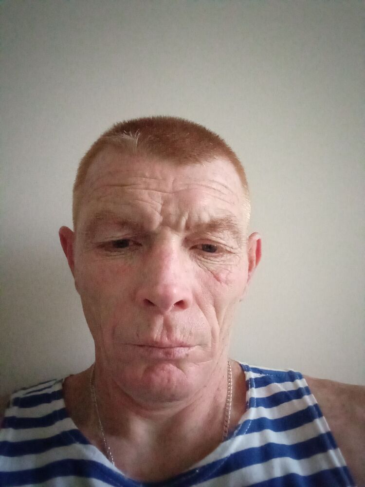  ,   Aleksandr, 46 ,   c 