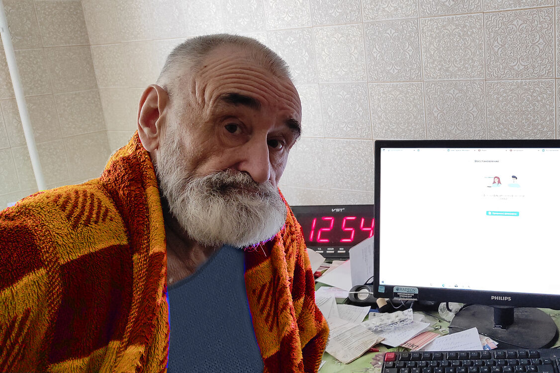  24967257  , 68 ,     