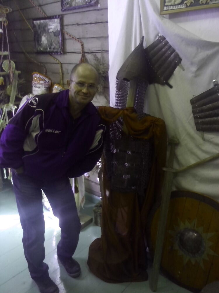  ,   Viktor, 56 ,   
