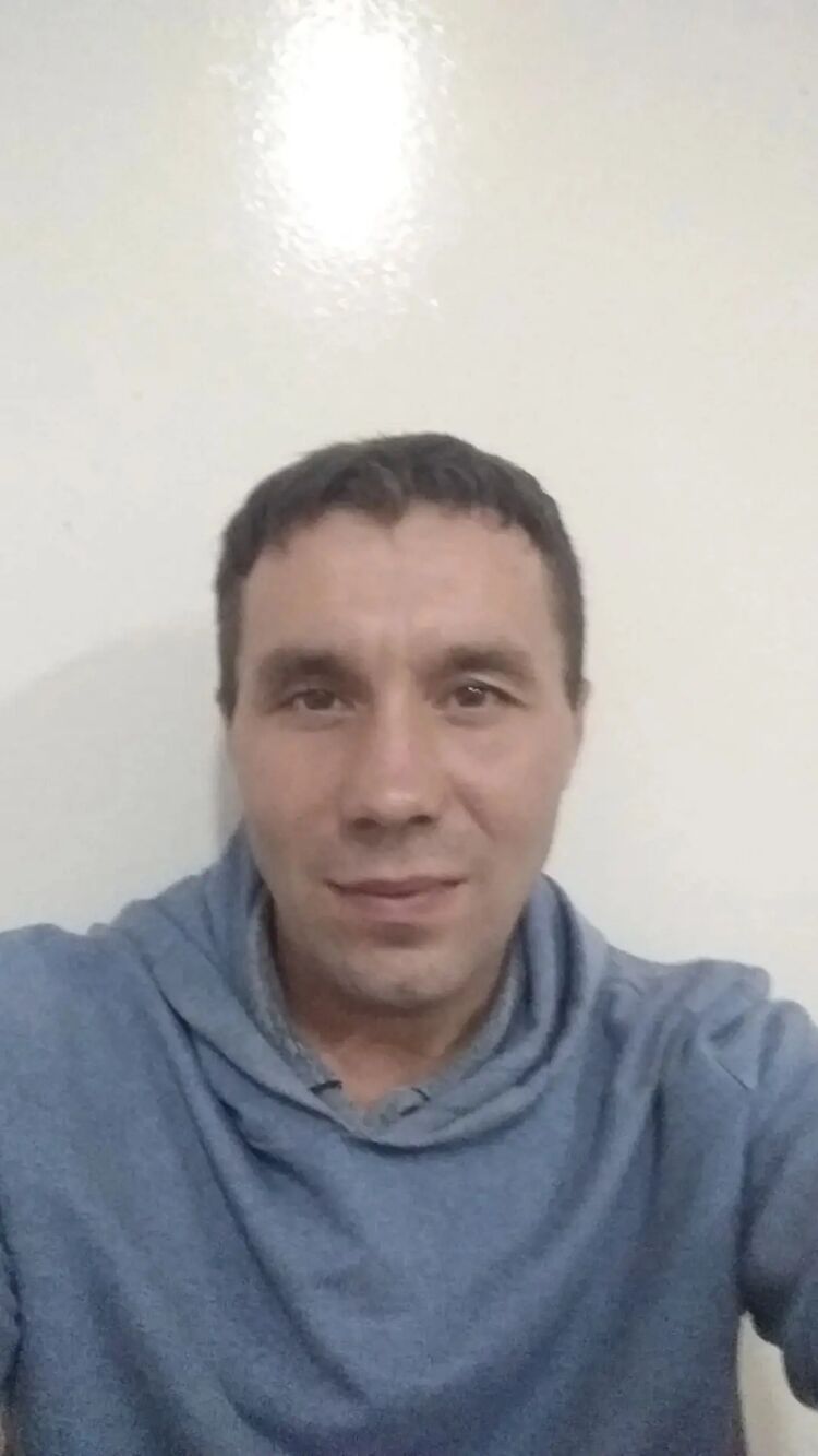  48611547  , 39 ,    
