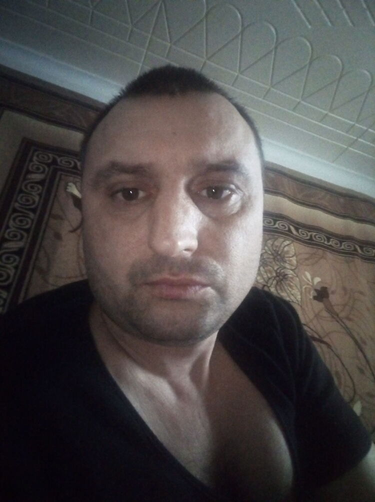  ,   Andrei, 45 ,   ,   , c 