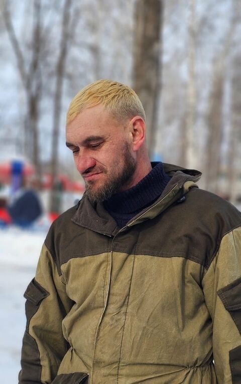  49863117  , 42 ,    