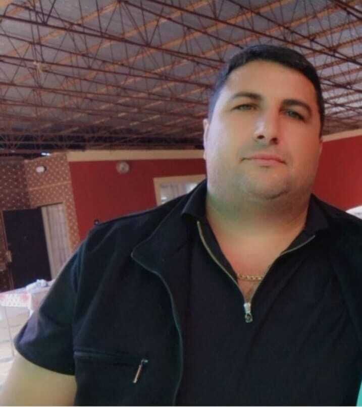  44289847  Sabir, 43 ,    