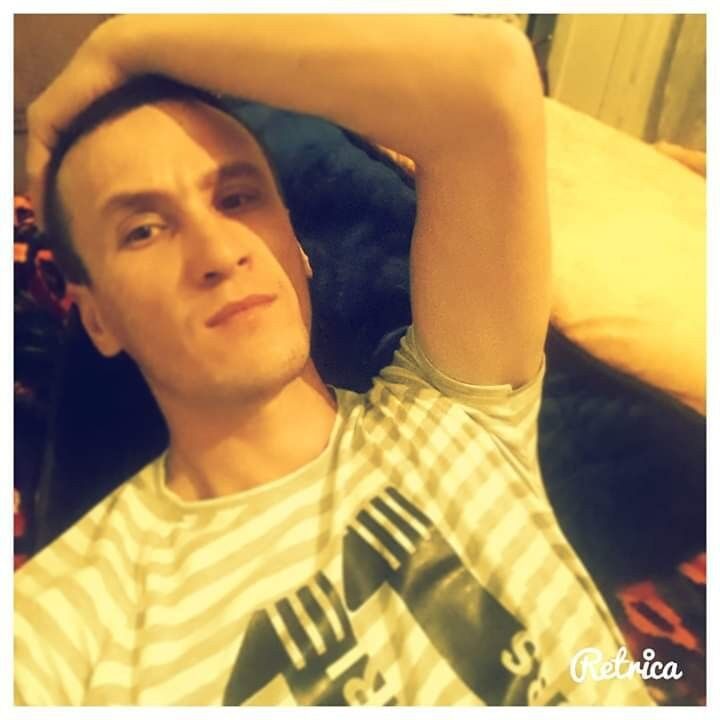  15776767  Umar, 33 ,    