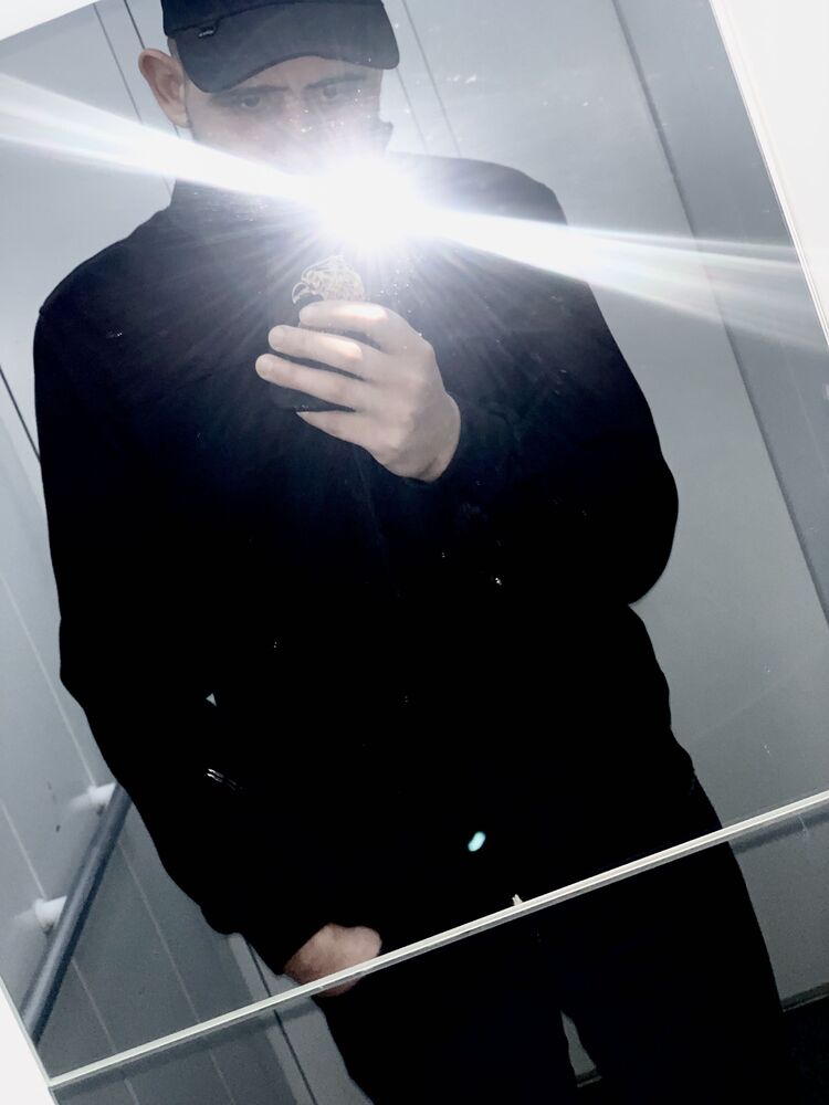  49775747  , 32 ,    