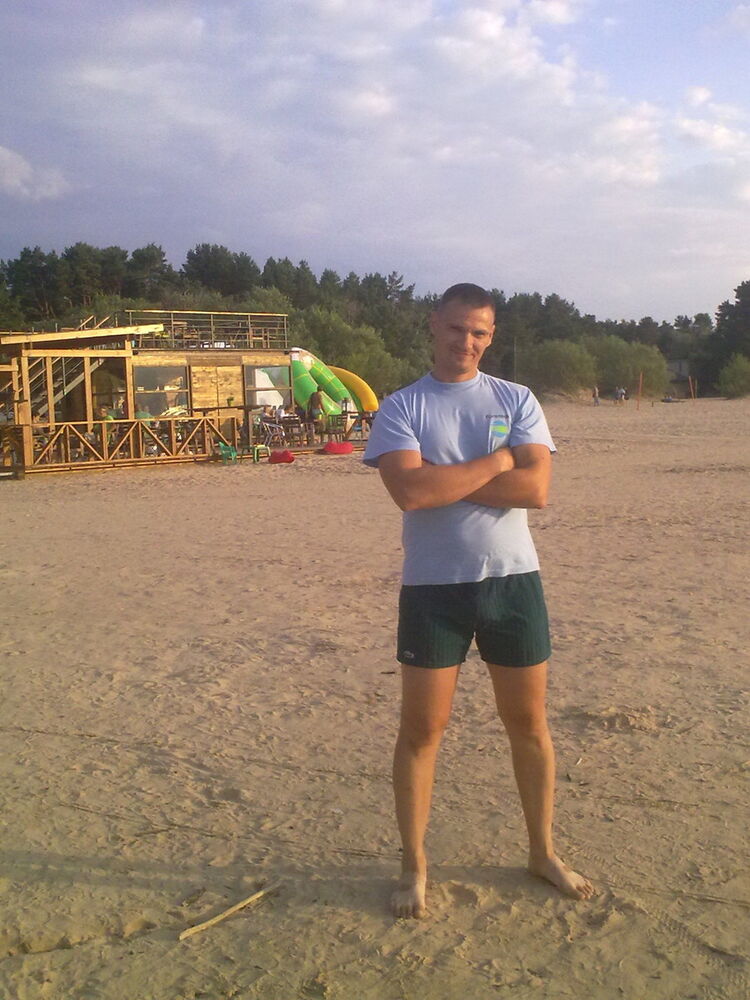  ,   Vlad, 49 ,   ,   , c 