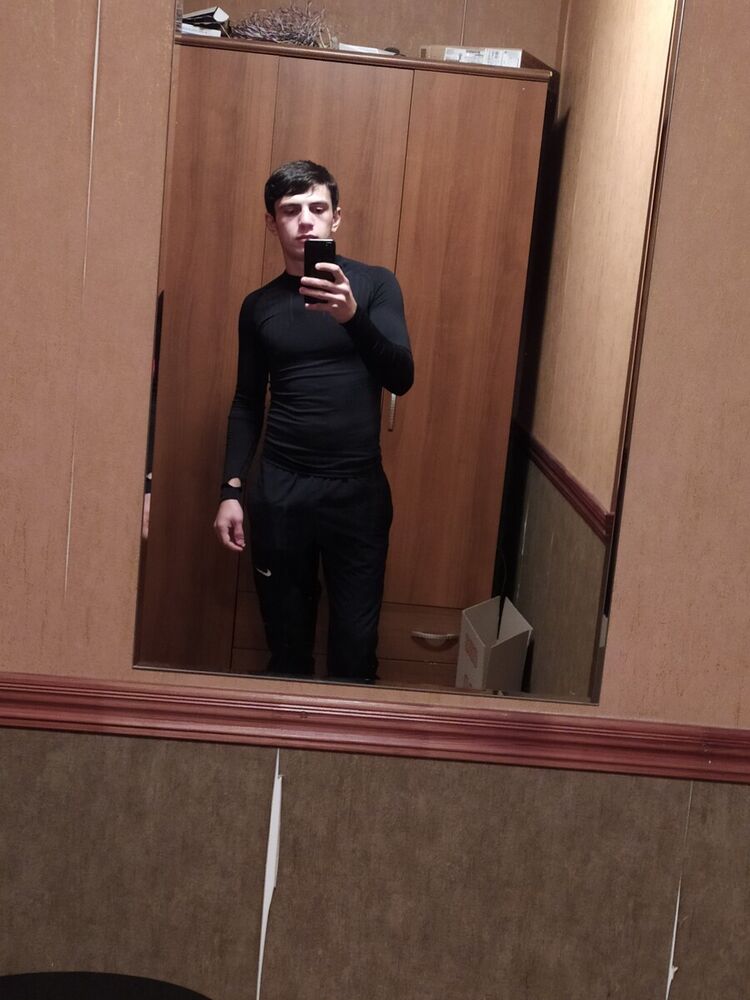 21797687  , 24 ,    