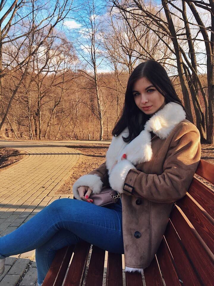  54762477  , 27 ,    -