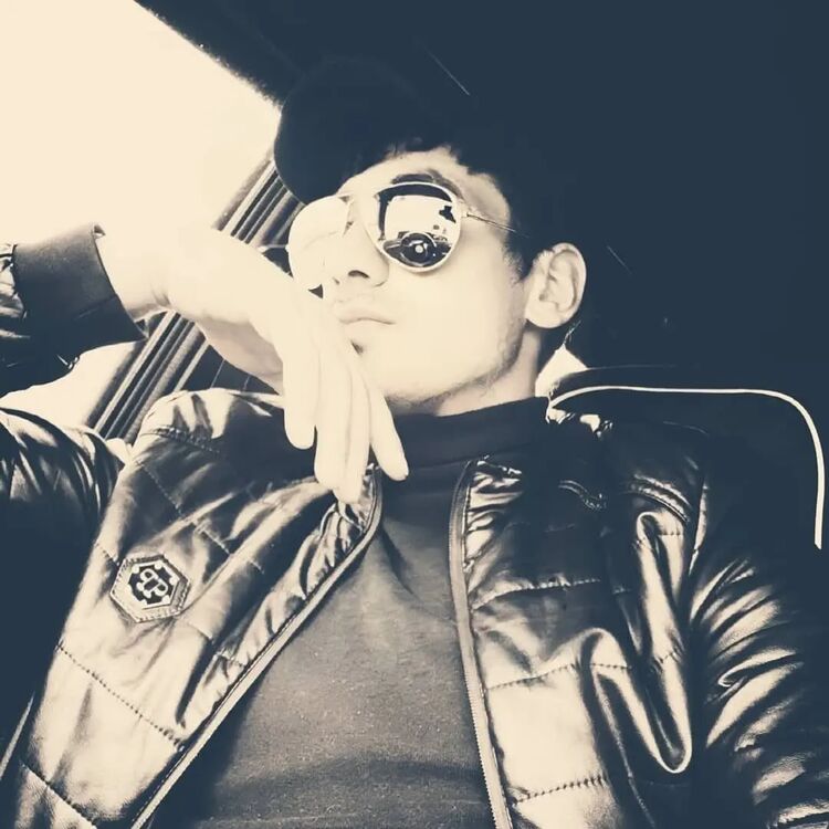  29583207  Migel, 29 ,    