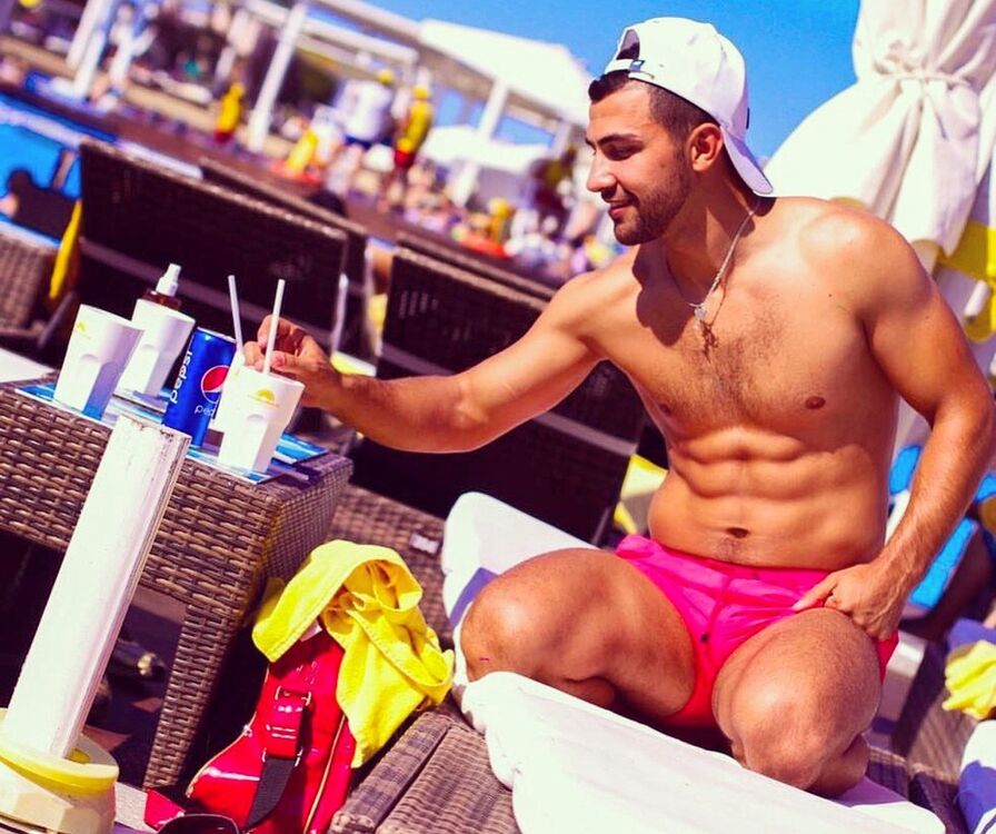  18395657  Warrior, 33 ,    