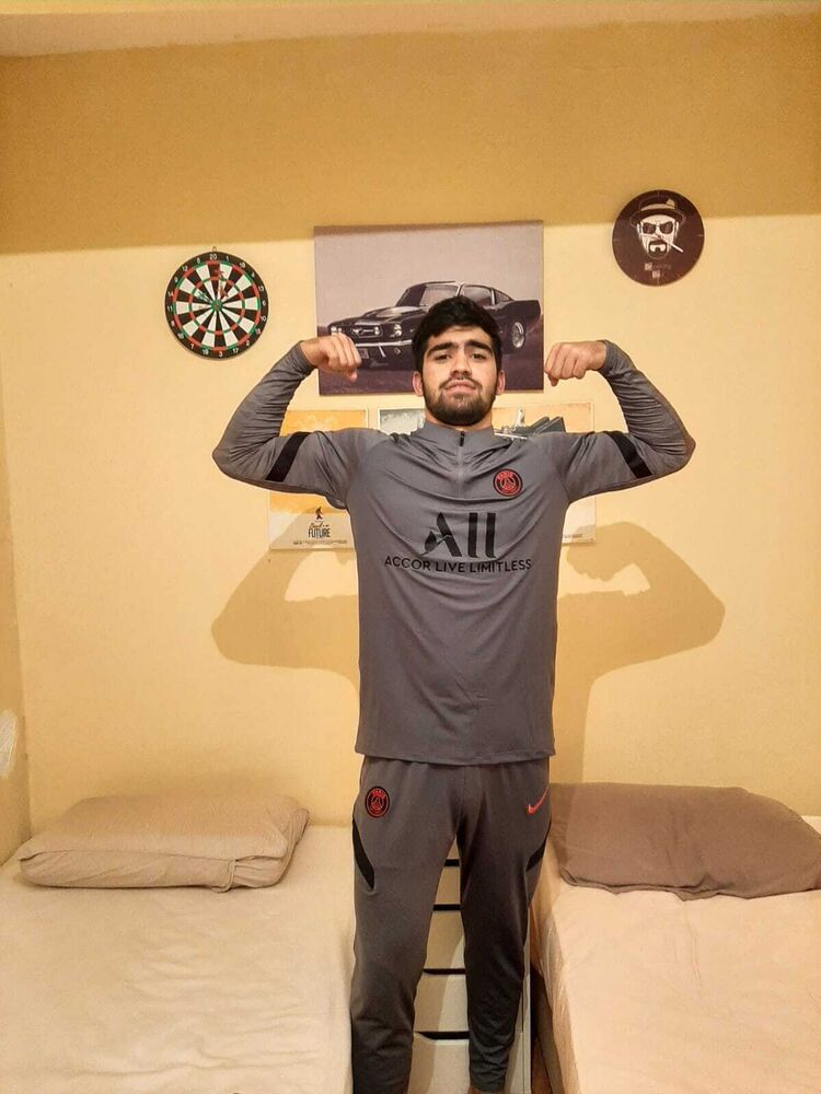  ,   Murad, 25 ,   ,   