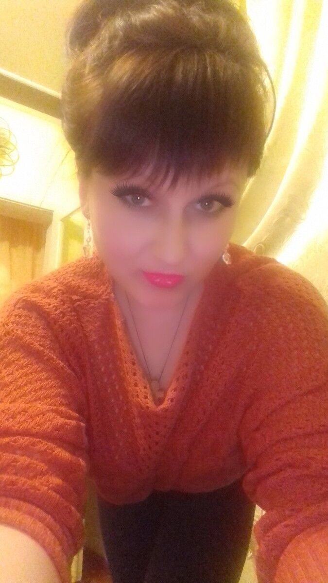  Casarano,   Yuliya, 40 ,   ,   , c 