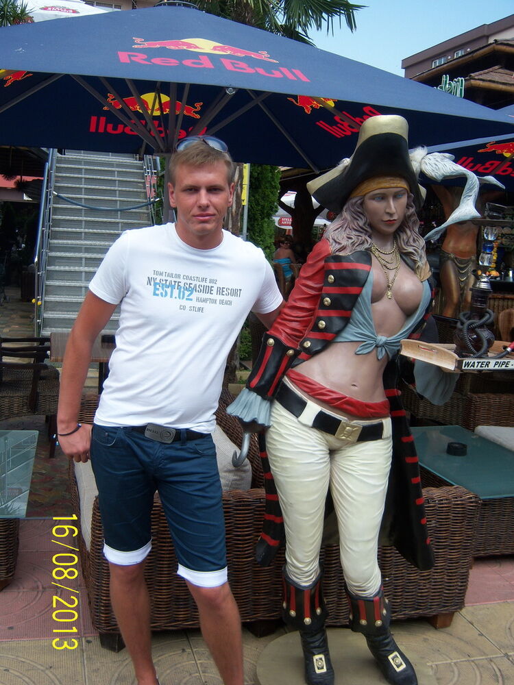  6381157  Vadim, 34 ,    
