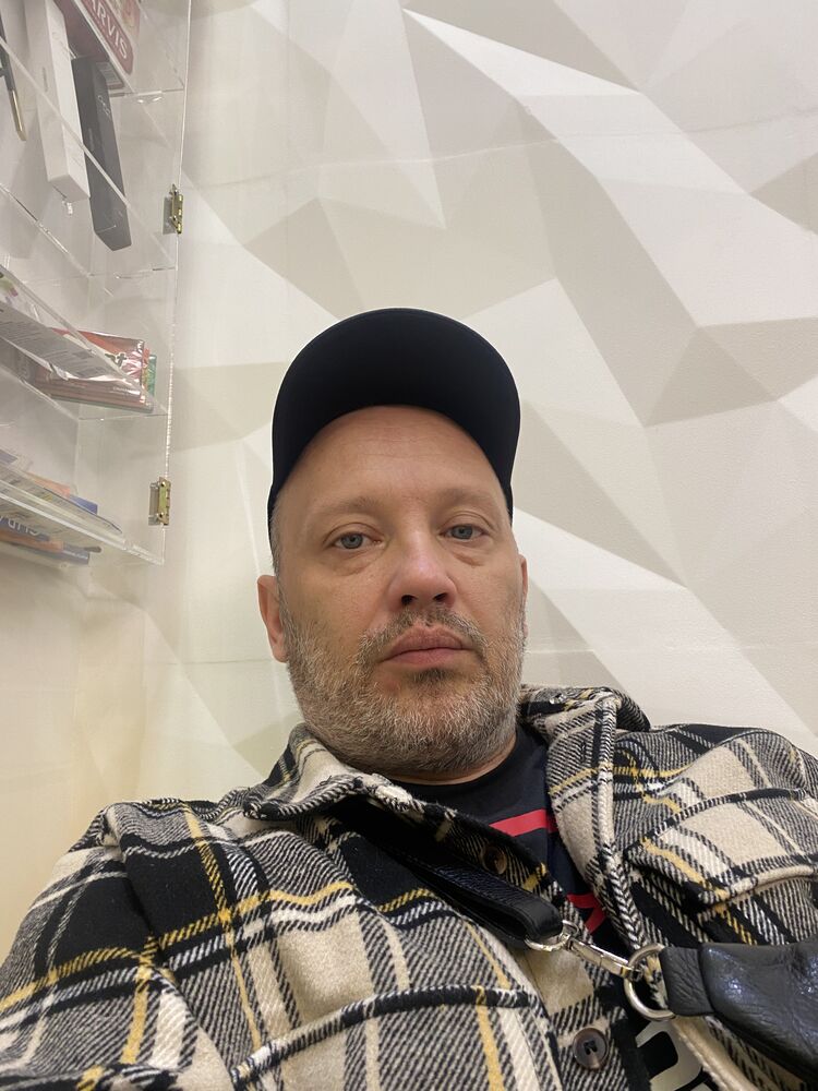  52997227  Dmitriy, 44 ,    