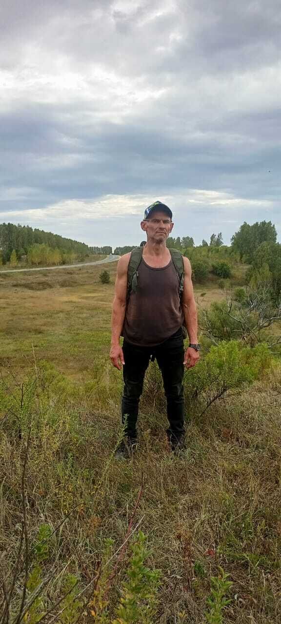  51638817  , 44 ,    -