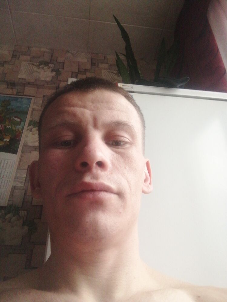  47183957  Anton, 33 ,    