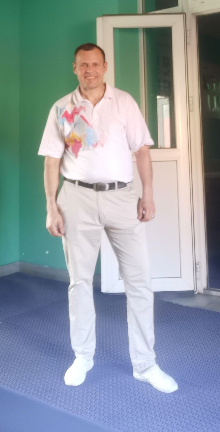  52967957  , 45 ,    