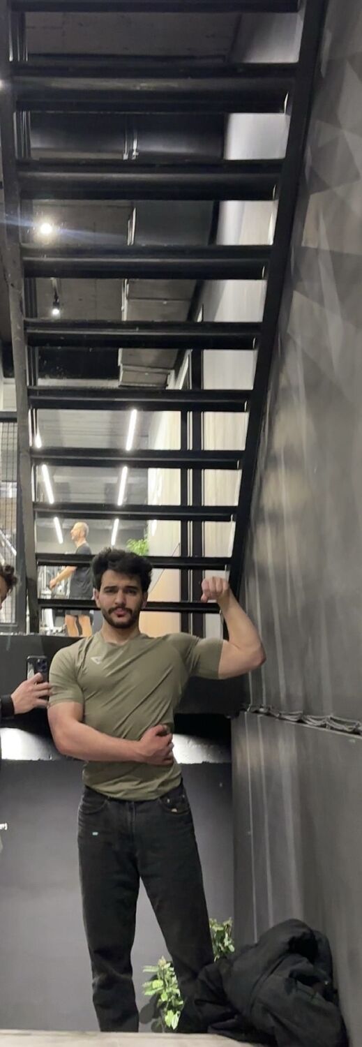  52075767  SALEM, 24 ,    