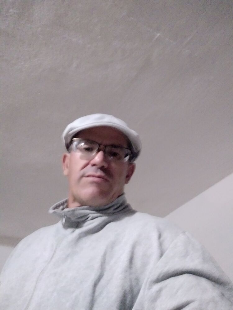  37477077  , 47 ,    
